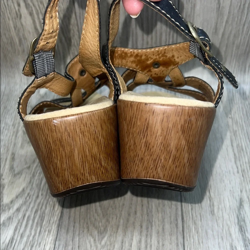 Dansko Black and Tan Wedge Sandals